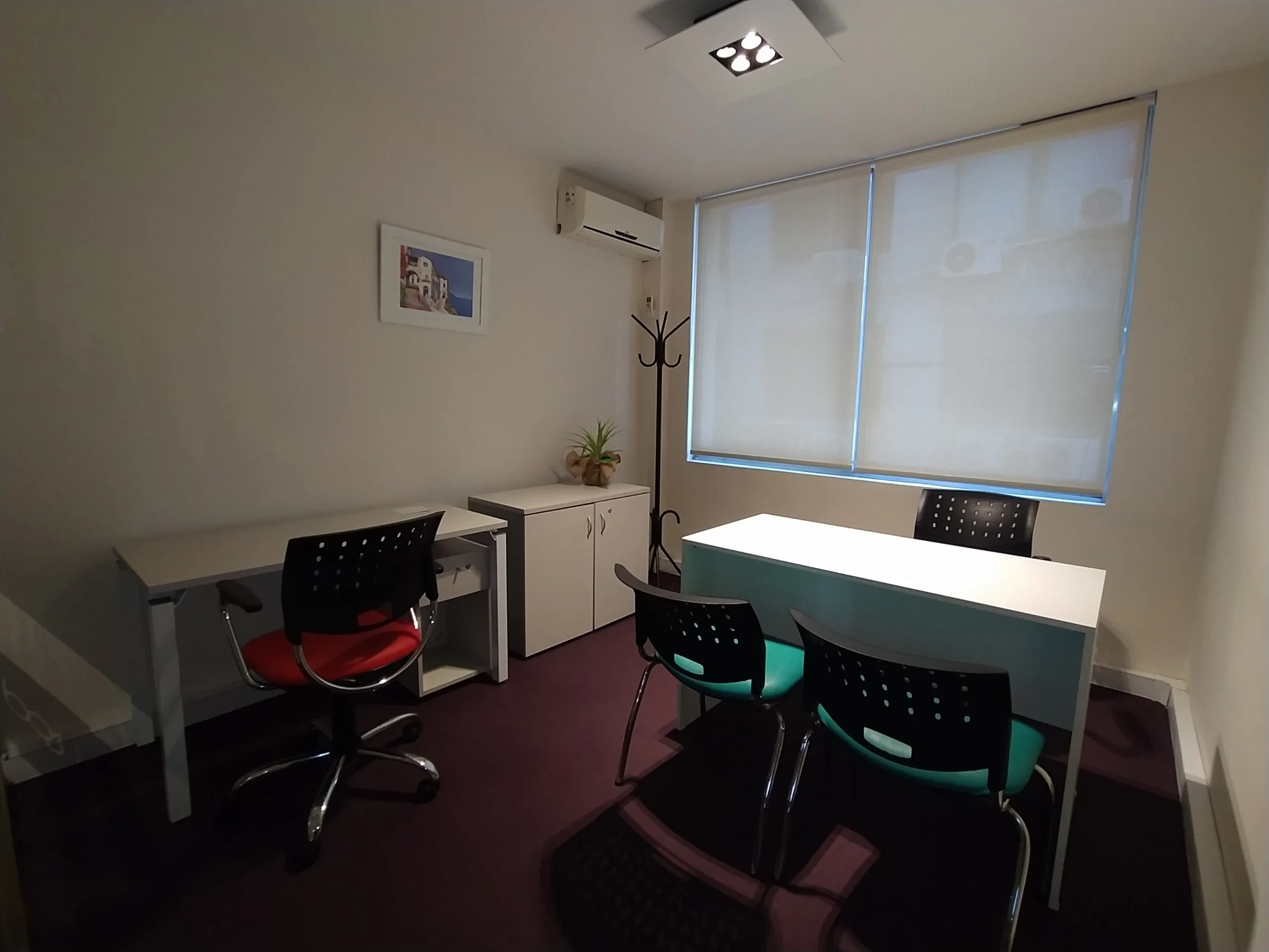 Oficina 1005 - Piso 10