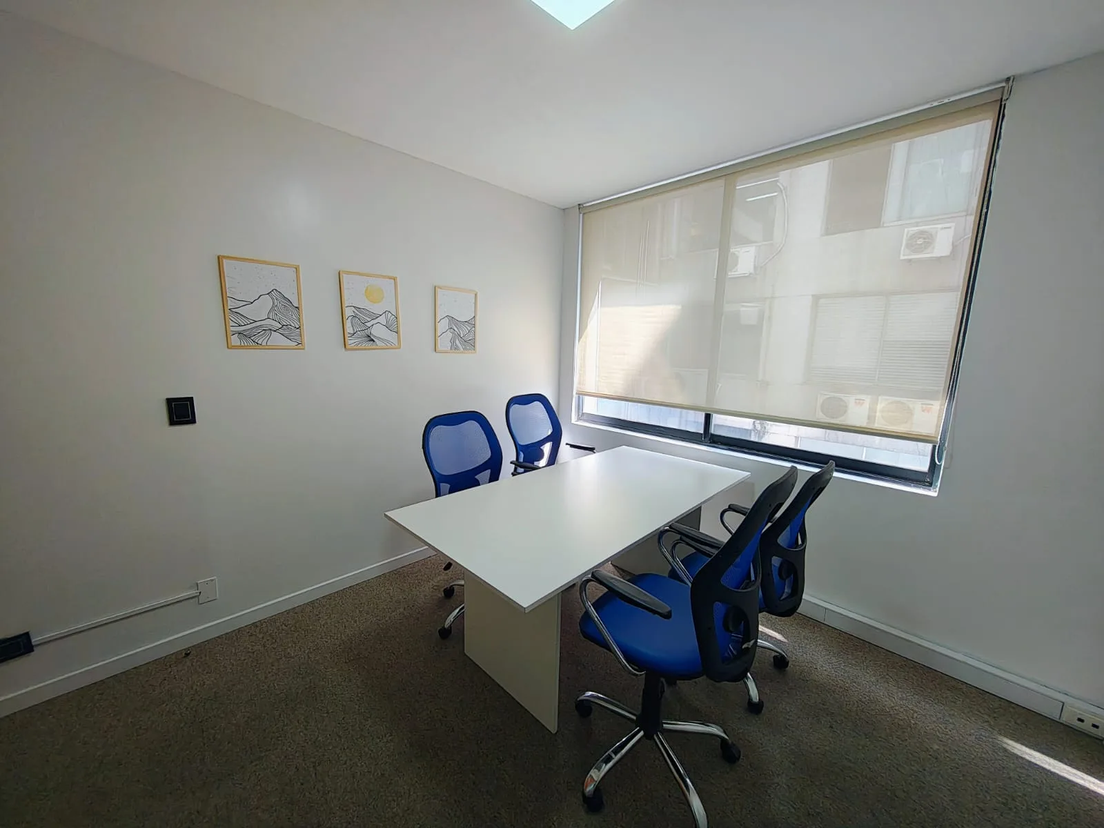 Oficina 920 - Piso 9